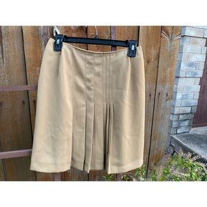 high waisted skirt